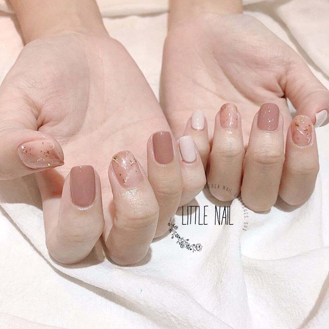 12 mẫu nail xinh hết nấc cho các cô gái “quẩy” 20/10, không làm thì phí lắm đây này - Ảnh 7.