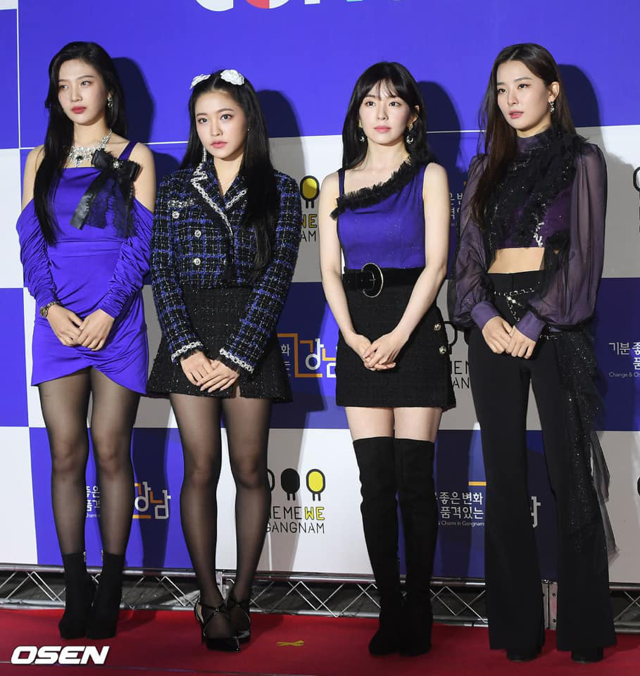 Vẫn vướng nghiệp mặc xấu, Red Velvet khiến fan kêu trời: Đây là thảm họa thời trang từ 10 năm trước bớ làng nước ơi! - Ảnh 2.