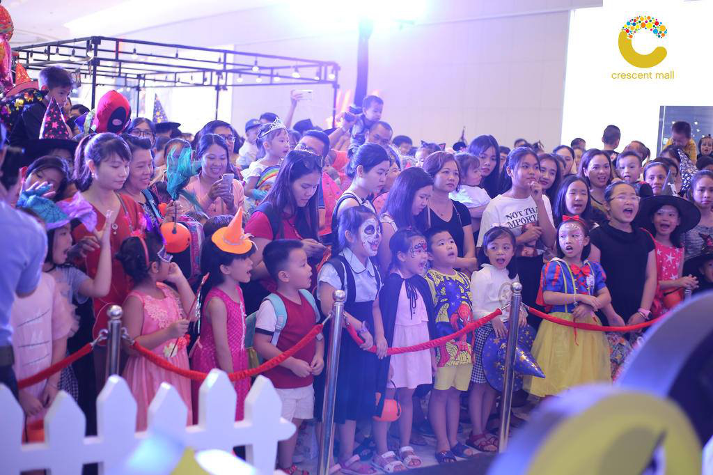 Nhập hội cây hay binh đoàn quái vật cùng so găng mùa Halloween - tháng 10 này tại Crescent Mall - Ảnh 7. Nhập hội cây hay binh đoàn quái vật cùng so găng mùa Halloween - tháng 10 này tại Crescent Mall - Ảnh 7.