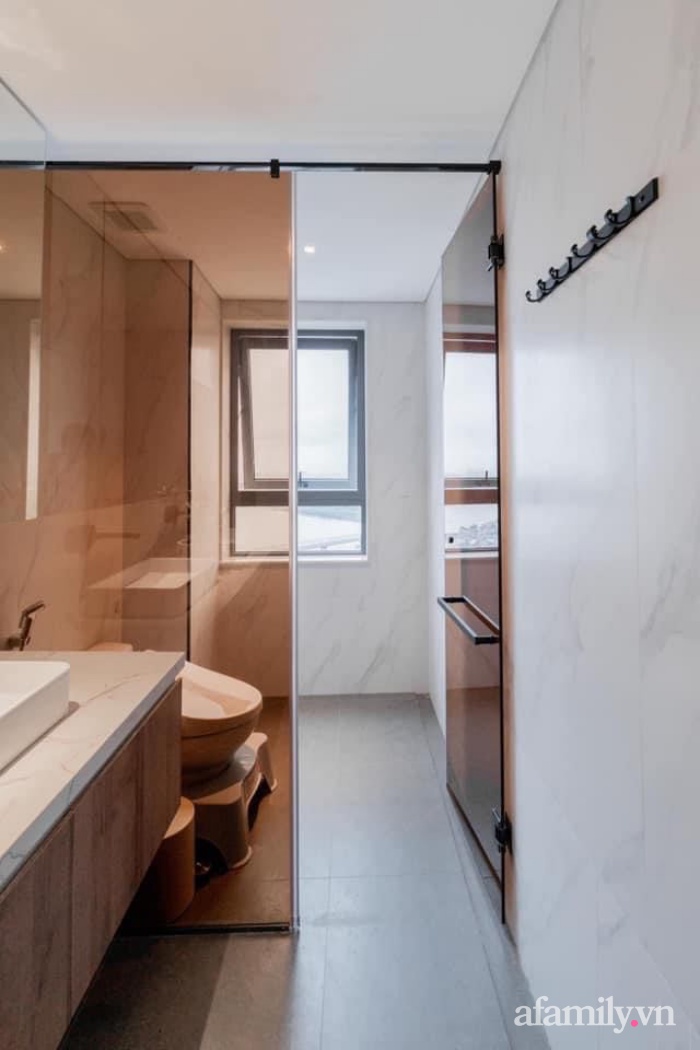 Phòng tắm trong căn hộ penthouse Hà Nội khiến nhiều người ngẩn ngơ vì chủ nhân khéo chọn đồ nội thất - Ảnh 13.