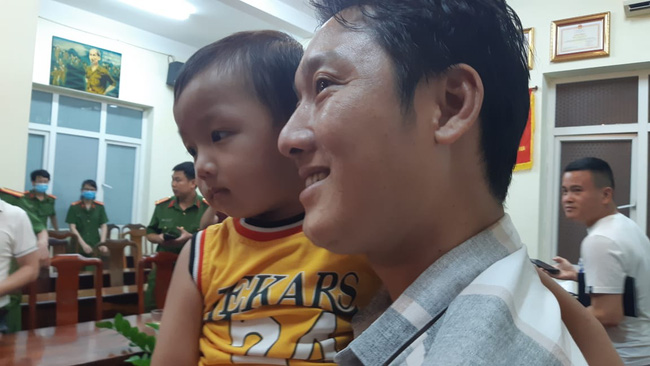 Bắc Ninh: Xét xử vụ cháu bé 2 tuổi bị bắt cóc ở công viên - Ảnh 4.