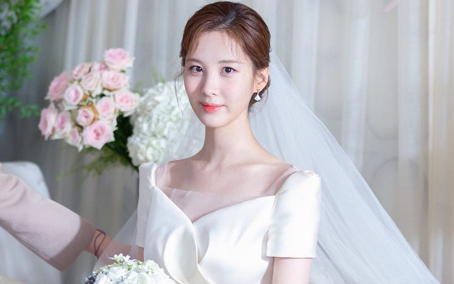 Đại chiến váy cưới của cô dâu màn ảnh Hàn: Seohyun chanh sả nhưng có đọ được với Moon Chae Won, Go Ara?