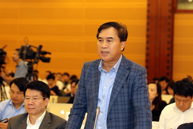 Thứ trưởng Bộ Nông nghiệp: 'Chưa bao giờ lũ chồng lũ, bão chồng bão như vậy' - Ảnh 1. Thứ trưởng Bộ Nông nghiệp: 'Chưa bao giờ lũ chồng lũ, bão chồng bão như vậy' - Ảnh 1.