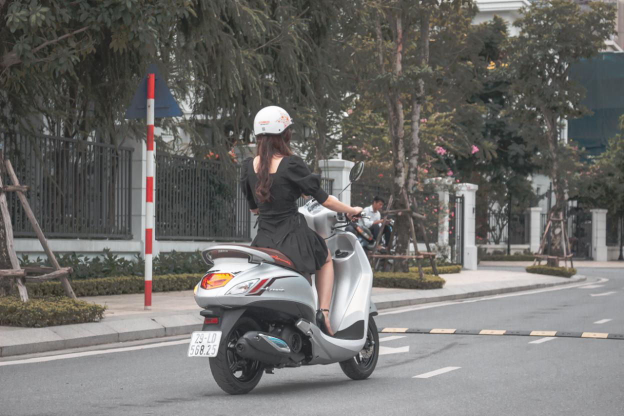 Yamaha Grande - đam mê khám phá mỗi ngày của các cô nàng công sở - Ảnh 4. Yamaha Grande - đam mê khám phá mỗi ngày của các cô nàng công sở - Ảnh 4.