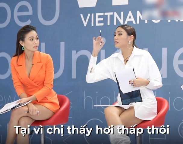 Vietnam's Next Top Model: Thí sinh nam cực điển trai nhưng lại khiến Mâu Thủy khó chịu với màn catwalk mỏ vịt - Ảnh 3. Vietnam’s Next Top Model: Thí sinh nam cực điển trai nhưng lại khiến Mâu Thủy khó chịu với màn catwalk mỏ vịt Vietnam's Next Top Model: Thí sinh nam cực điển trai nhưng lại khiến Mâu Thủy khó chịu với màn catwalk mỏ vịt - Ảnh 3. Vietnam’s Next Top Model: Thí sinh nam cực điển trai nhưng lại khiến Mâu Thủy khó chịu với màn catwalk mỏ vịt