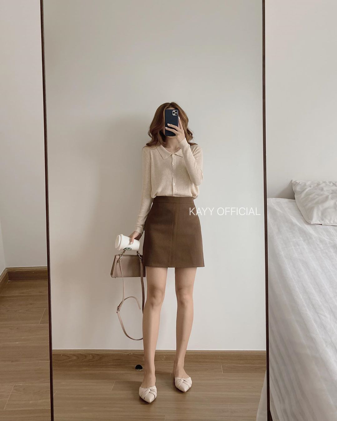 Trời trở gió, tăm tia sắm ngay áo dài tay và cách mix đồ ổn áp để có style đơn giản mà nịnh mắt - Ảnh 9. Trời trở gió, tăm tia sắm ngay áo dài tay và cách mix đồ ổn áp để có style đơn giản mà nịnh mắt - Ảnh 9.