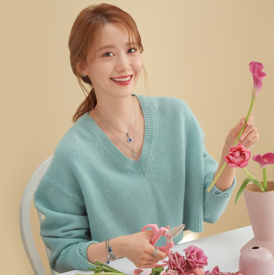 Từng là nữ thần thanh xuân, giờ Yoona đã thành chị đẹp sang chảnh, style nào cũng chấp - Ảnh 8.