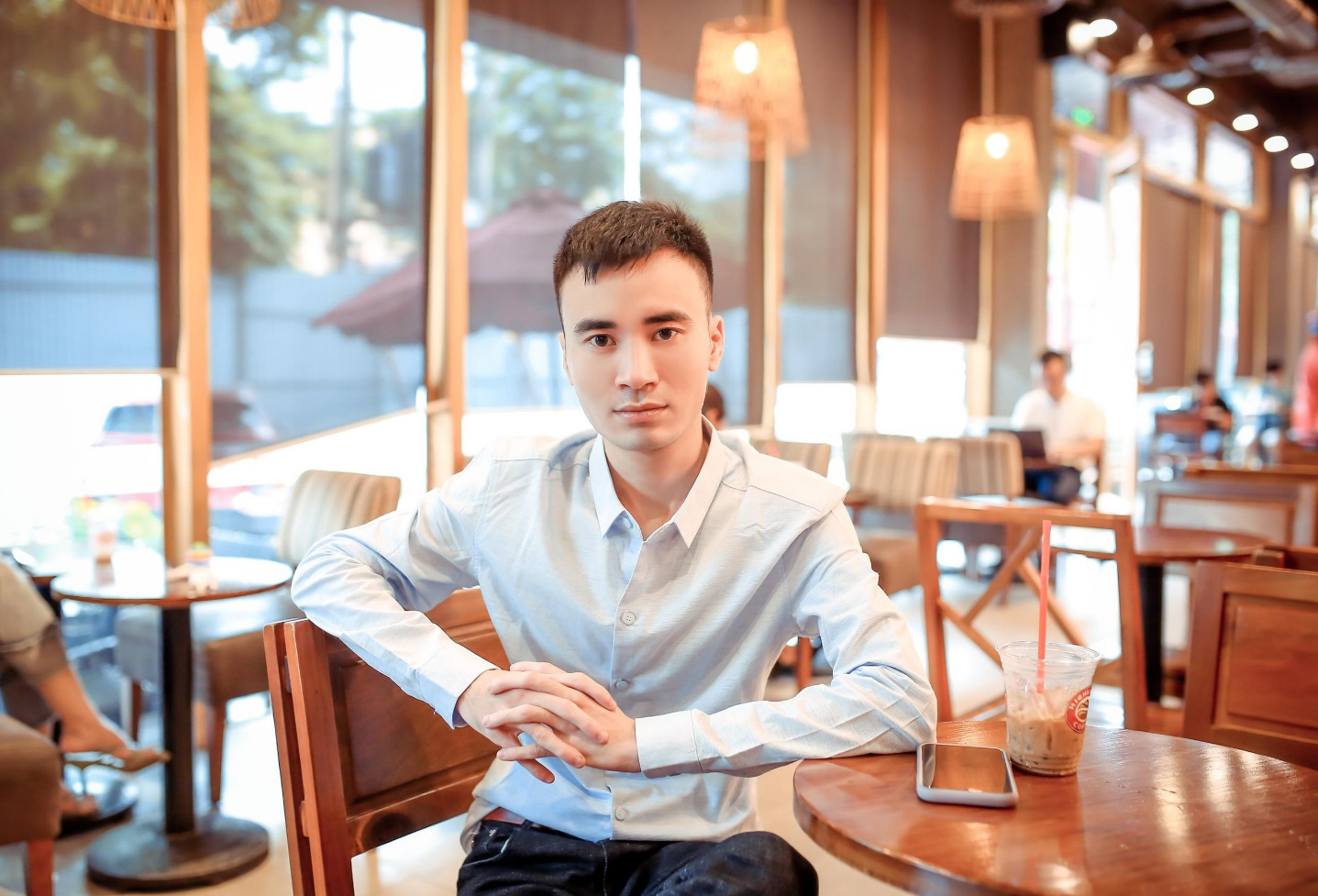 Nguyễn Văn Hoàng: Nhà sáng tạo nội dung “healthy” và sứ mệnh nhắc mọi người uống nước mỗi ngày - Ảnh 1. Nguyễn Văn Hoàng: Nhà sáng tạo nội dung “healthy” và sứ mệnh nhắc mọi người uống nước mỗi ngày - Ảnh 1.