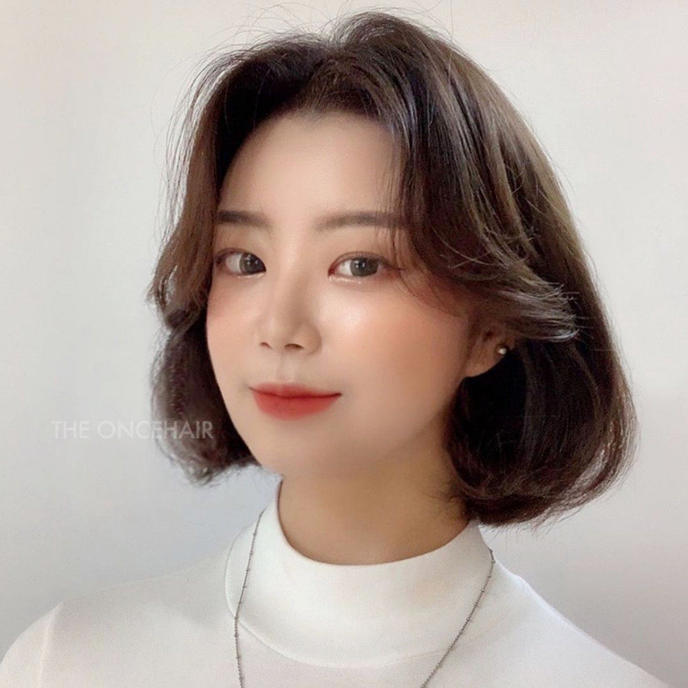Stylist Hàn hé lộ 6 kiểu tóc ngắn cực sang mặt để các nàng &quot;tân trang&quot; nhan sắc trong 2 tháng cuối năm 2020 - Ảnh 11.