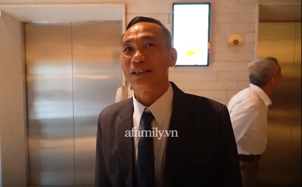 Khoảnh khắc được mong chờ nhất trong đám cưới đặc biệt của Công Phượng - Viên Minh: Hình ảnh hiếm hoi của 2 bên gia đình lộ ra - Ảnh 2.