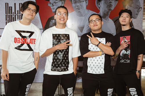 Cập nhật đám cưới Công Phượng - Viên Minh: Cô dâu, chú rể rạng ngời bên dàn "khách VIP" toàn người nổi tiếng - Ảnh 1.