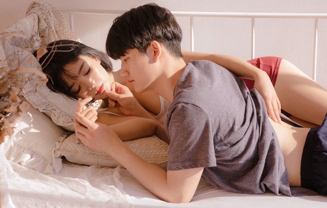 Khi lên giường, nếu biết nó khơi dậy `` ham muốn '' Bí mật này của đàn ông, đảm bảo rằng bạn sẽ khiến chàng Khi lên giường, nếu biết nó khơi dậy `` ham muốn '' Bí quyết này của đàn ông, đảm bảo mỗi lần yêu bạn sẽ khiến chàng `` rung rinh ''. - Ảnh 2.