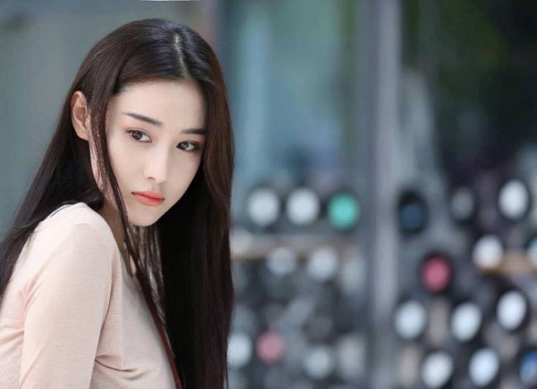 Nửa năm không gặp mà anh trai tôi trông già đi cả 2 chục tuổi, và rồi khi nhìn chị dâu tương lai thì cả nhà tôi đều ngã ngửa - Ảnh 1. Nửa năm không gặp mà anh trai tôi trông già đi cả 2 chục tuổi, và rồi khi nhìn chị dâu tương lai thì cả nhà tôi đều ngã ngửa - Ảnh 1.