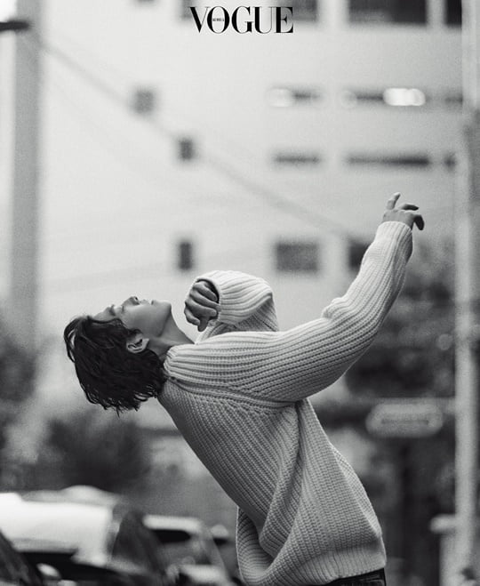 Kim Woo Bin tái xuất với phong thái cực ngầu, tiết lộ về điều bản thân không muốn đánh mất - Ảnh 3. Kim Woo Bin tái xuất với phong thái cực ngầu, tiết lộ về điều bản thân không muốn đánh mất - Ảnh 3.