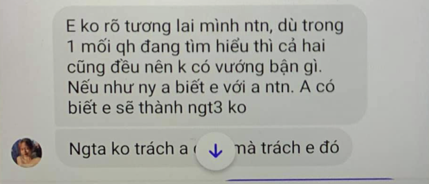Phía Quang Hải nói đã chia tay 1 tháng, nhưng 1 tuần trước Huỳnh Anh vẫn bênh bạn trai ra mặt: Bớt ăn hiếp người yêu em nha! - Ảnh 1.