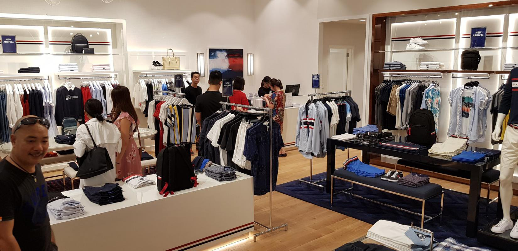 ACFC Black Friday - Bùng nổ siêu ưu đãi giảm đến 70% từ các thương hiệu đình đám - Ảnh 3. ACFC Black Friday - Bùng nổ siêu ưu đãi giảm đến 70% từ các thương hiệu đình đám - Ảnh 3.