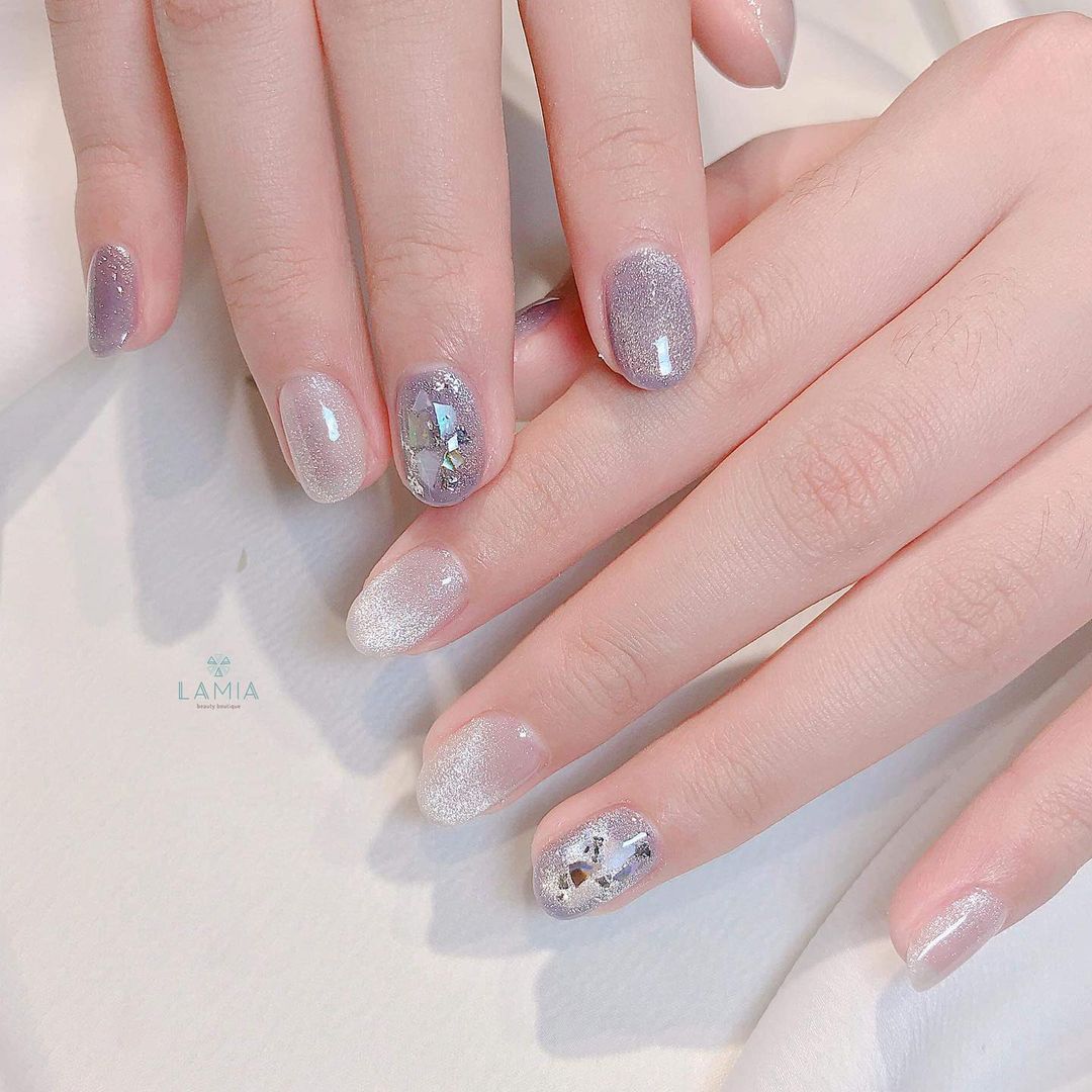 10 mẫu nail vừa xinh vừa nổi, diện trong mùa lễ hội cuối năm là quá chuẩn - Ảnh 14.