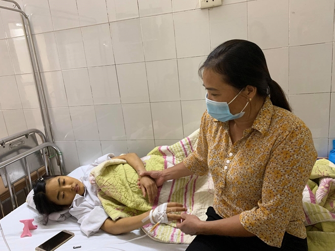 Cô gái ghép gan đầu tiên của Việt Nam đã ra đi ở tuổi 25
- Ảnh 1. Cô gái ghép gan đầu tiên của Việt Nam đã ra đi ở tuổi 25
- Ảnh 1.