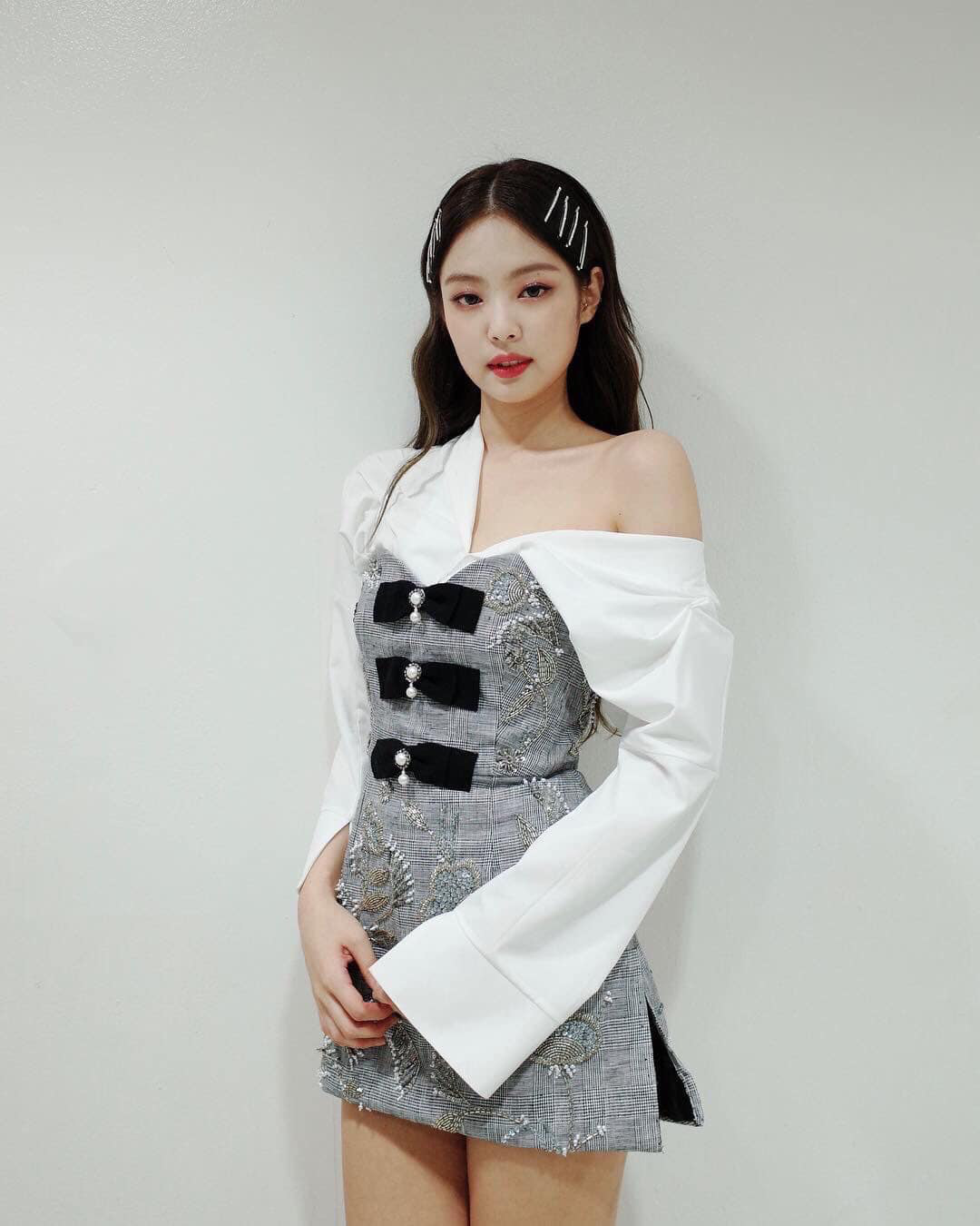 KCrushCloset  Váy trắng giống Jennie trong MV SOLO Đủ  Facebook