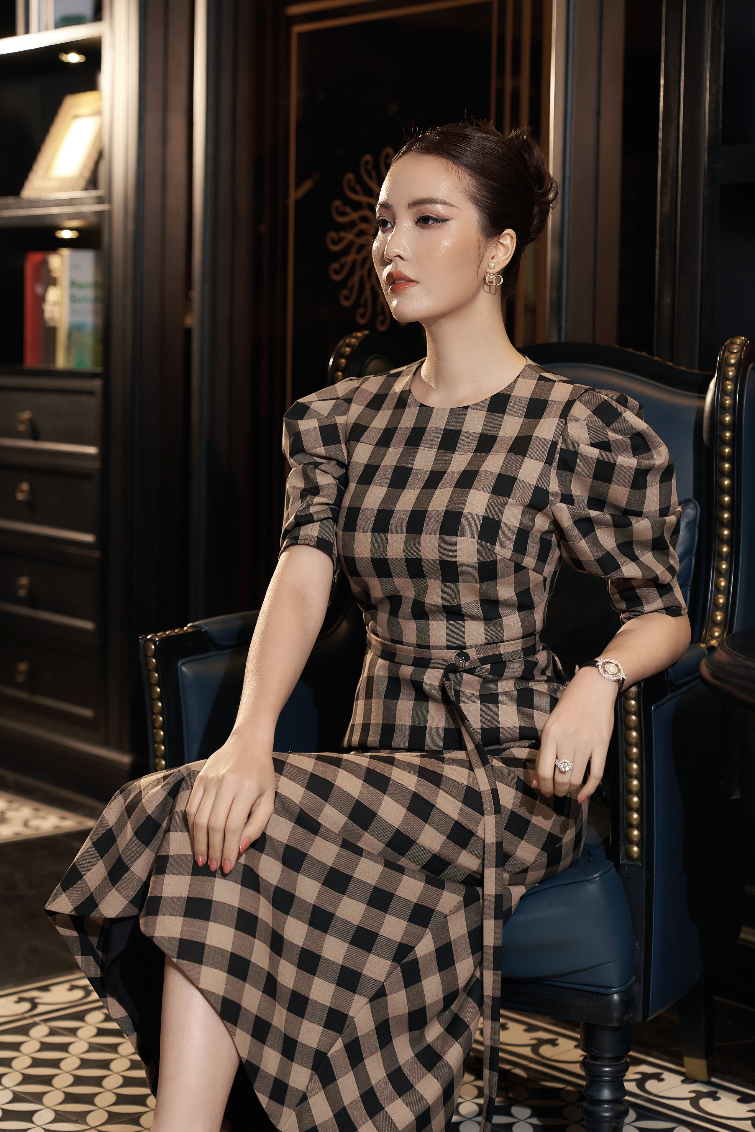 Mix & Phối - MC Thụy Vân lên sóng truyền hình luôn kín đáo, hiếm lắm mới thấy hở bạo với crop top: Không ngờ nàng Á hậu tuổi 34 lại gợi cảm, quyến rũ đến vậy! - chanvaydep.net 14 Mix & Phối - MC Thụy Vân lên sóng truyền hình luôn kín đáo, hiếm lắm mới thấy hở bạo với crop top: Không ngờ nàng Á hậu tuổi 34 lại gợi cảm, quyến rũ đến vậy! - chanvaydep.net 14