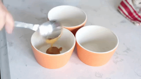 Vật vã vì thèm đường trong lúc ăn kiêng? Món bánh đơn giản, chuẩn đét chế độ kiêng khem sau đây sẽ giúp chị em "xử đẹp" cơn hảo ngọt! - Ảnh 6. Vật vã vì thèm đường trong lúc ăn kiêng? Món bánh đơn giản, chuẩn đét chế độ kiêng khem sau đây sẽ giúp chị em "xử đẹp" cơn hảo ngọt! - Ảnh 6.