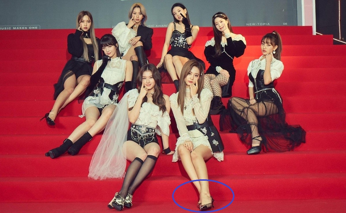 Cao tận 1m72 nhưng Tzuyu (TWICE) thường bị dìm thậm tệ đôi chân dài, trông bớt sang hẳn chỉ vì một mẫu giày sai trái - Ảnh 4. Cao tận 1m72 nhưng Tzuyu (TWICE) thường bị dìm thậm tệ đôi chân dài, trông bớt sang hẳn chỉ vì một mẫu giày sai trái - Ảnh 4.