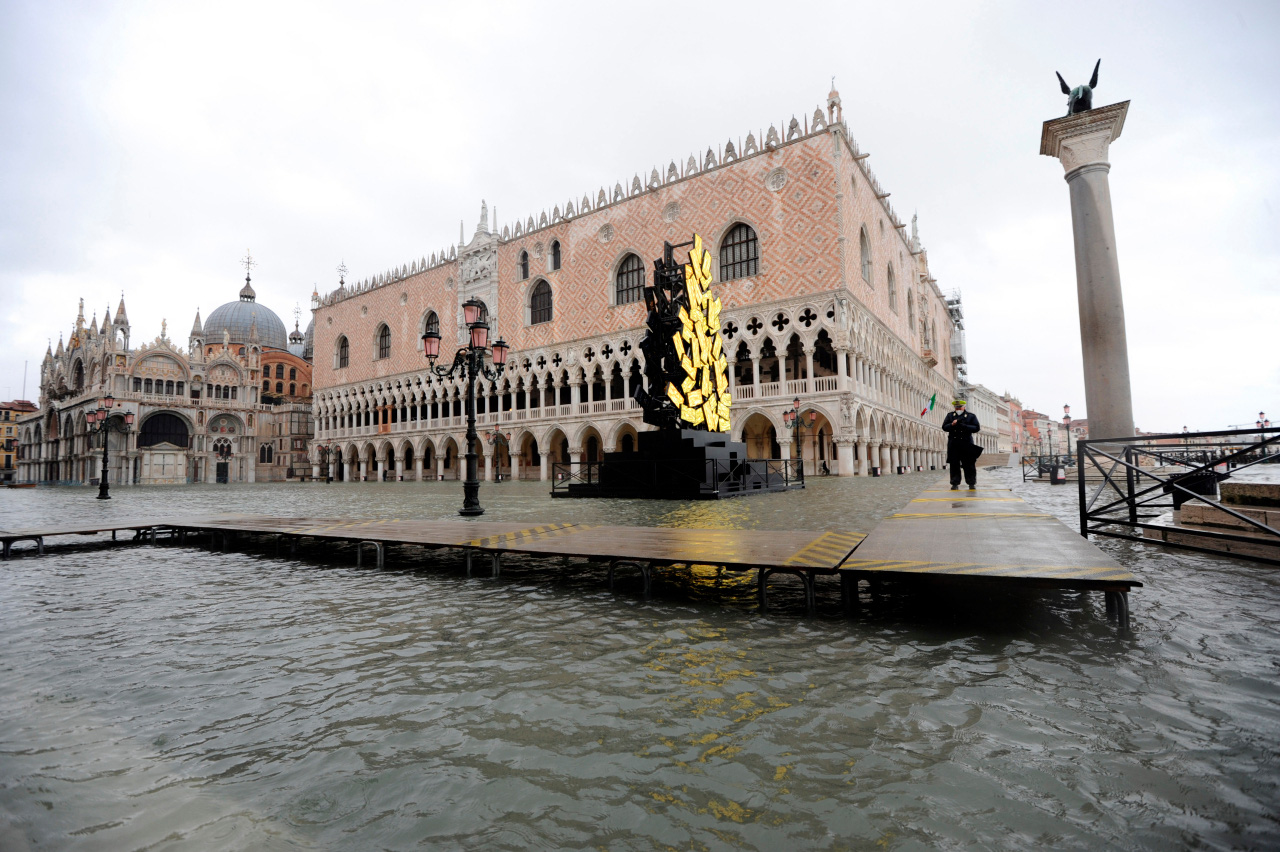 Thành phố Venice lại thất thủ trước triều cường vì... dự báo sai - Ảnh 5.