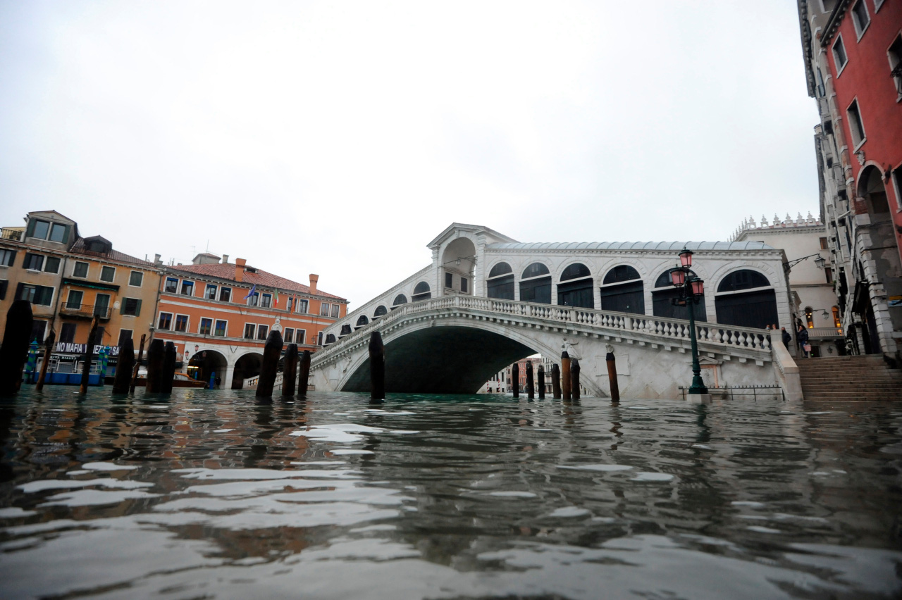 Thành phố Venice lại thất thủ trước triều cường vì... dự báo sai - Ảnh 6.