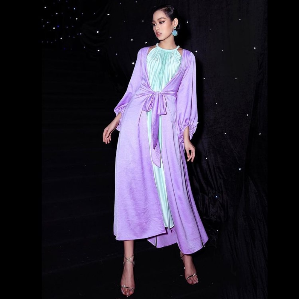 HH Đỗ Thị Hà ngày càng xuống sắc, ăn vận kém đẹp sau đăng quang cũng chỉ bởi lý do xót xa ít người để ý - Ảnh 6. HH Đỗ Thị Hà ngày càng xuống sắc, ăn vận kém đẹp sau đăng quang cũng chỉ bởi lý do xót xa ít người để ý - Ảnh 6.