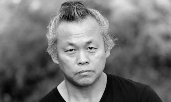 5 bộ phim kinh điển của cố đạo diễn Kim Ki Duk: 5/5 đều gây sốc cả thế giới vì đầy bạo lực và tình dục - Ảnh 13. 5 bộ phim kinh điển của cố đạo diễn Kim Ki Duk: 5/5 đều gây sốc cả thế giới vì đầy bạo lực và tình dục - Ảnh 13.