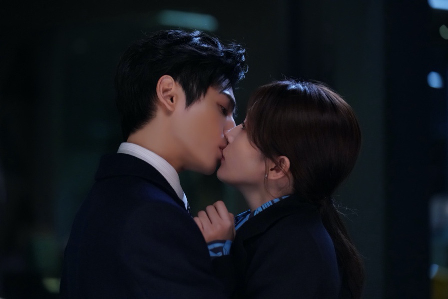 &ldquo;Tổng t&agrave;i&rdquo; La V&acirc;n Hy tiết lộ những b&iacute; mật xoay quanh bộ phim cực hot Nửa L&agrave; Đường Mật, Nửa L&agrave; Đau Thương - Ảnh 3.