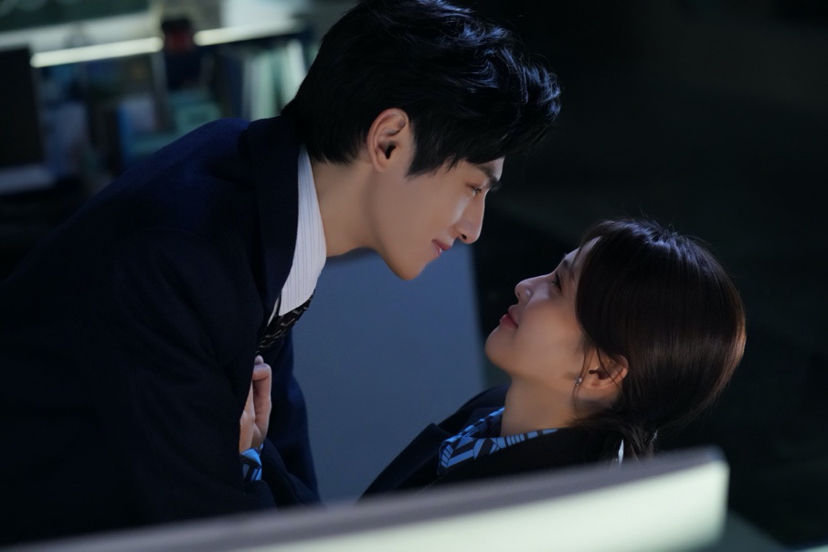 &ldquo;Tổng t&agrave;i&rdquo; La V&acirc;n Hy tiết lộ những b&iacute; mật xoay quanh bộ phim cực hot Nửa L&agrave; Đường Mật, Nửa L&agrave; Đau Thương - Ảnh 4.