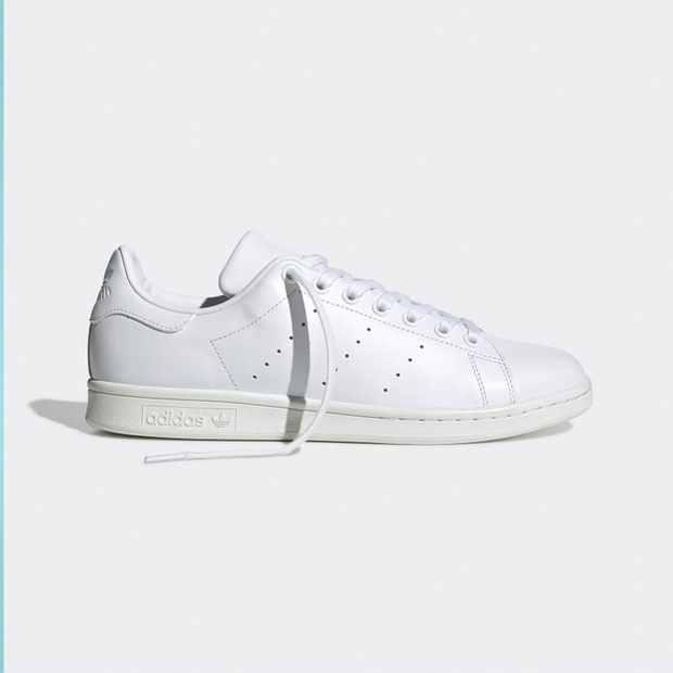 10 đôi classic sneakers giúp con gái xác định đâu là thứ cần cho đi và đâu là thứ cần ở lại - Ảnh 4. 10 đôi classic sneakers giúp con gái xác định đâu là thứ cần cho đi và đâu là thứ cần ở lại - Ảnh 4.