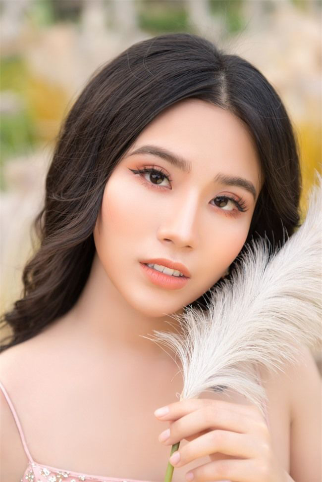 Hot girl Linh Miu đăng ảnh nhập viện đầy thương tích sau phát ngôn &quot;chúc mừng&quot; gây tranh cãi khi nghệ sĩ Chí Tài qua đời - Ảnh 4.