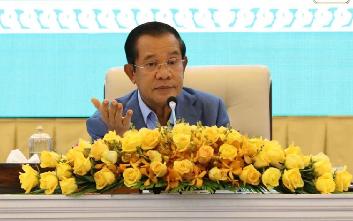 Thủ tướng Campuchia cho phép tất cả học sinh lớp 12 tốt nghiệp không cần qua kỳ thi - Ảnh 1.