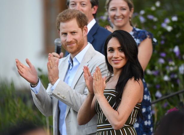 Hé lộ số tiền khủng nhà Meghan Markle nhận được trong dự án mới, chưa kịp vui mừng đã bị dội gáo nước lạnh khi mang tiếng là kẻ tham lam - Ảnh 1.