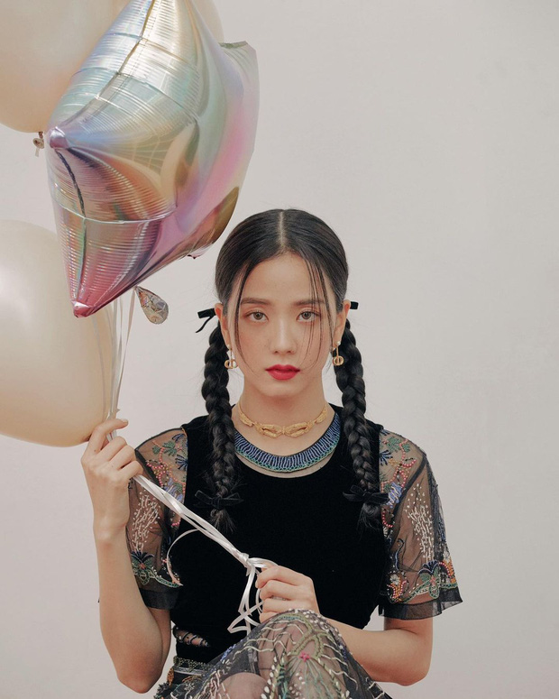 Khi hai nàng thơ Dior Hàn Trung đối đầu Sang chảnh hay ngọt ngào sẽ  thắng thế  Phong cách sao  Việt Giải Trí