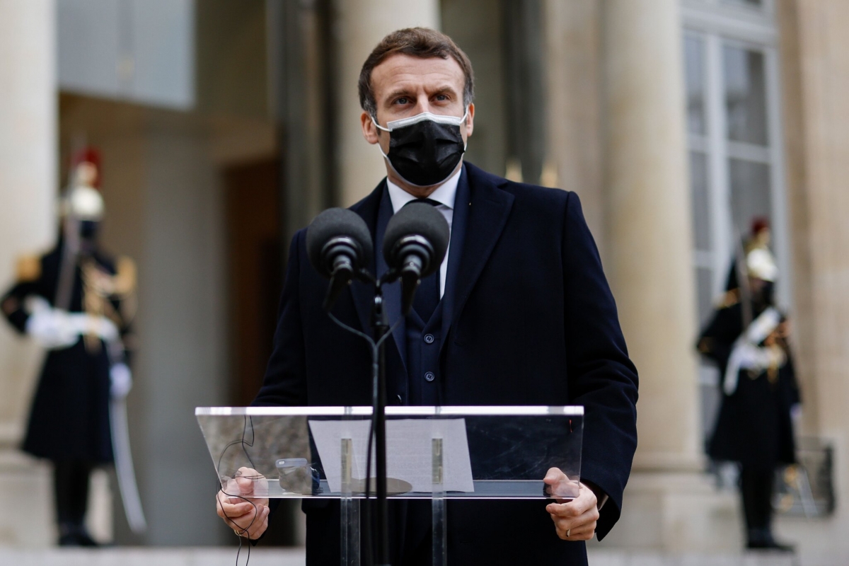 Tổng thống Pháp vẫn ổn sau một ngày xác nhận mắc COVID-19 - Ảnh 1.
