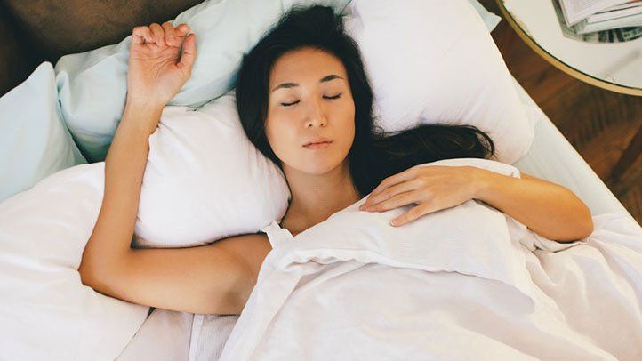 how-sleep-affects-your-skin-722x406.jpg