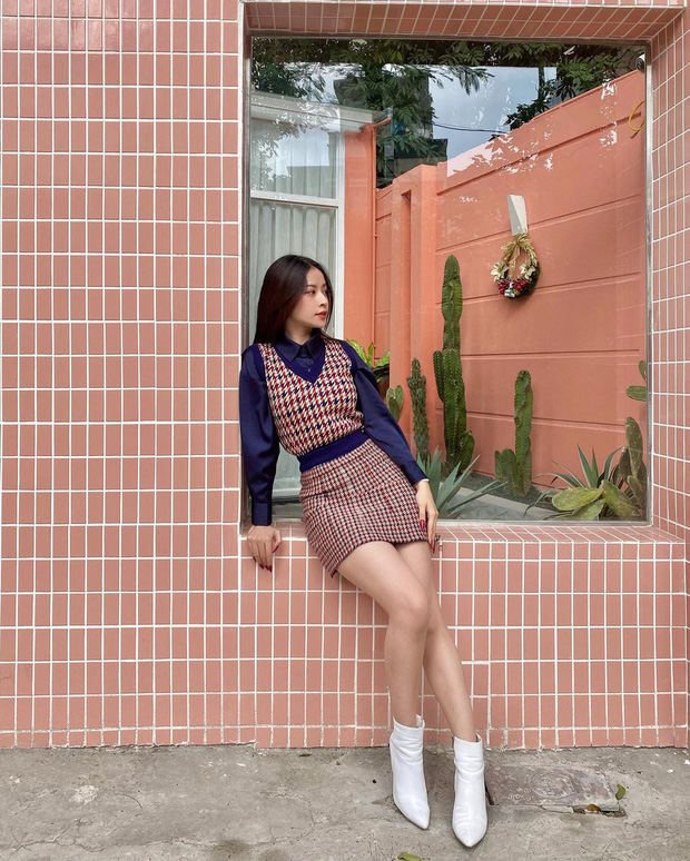 Instagram look của sao Việt: Chi Pu, Mẫn Tiên lên đồ ấm áp vẫn không bằng Hà Tăng &quot;quẩy&quot; outfit cho ngày đại hàn - Ảnh 1.