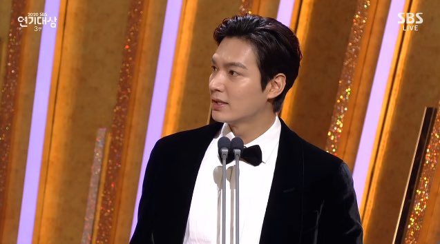 Cuộc chiến thượng lưu giành hàng loạt giải thưởng cuối năm dù phim chưa hết, Lee Min Ho đóng phim gây tranh cãi vẫn có giải  - Ảnh 5.