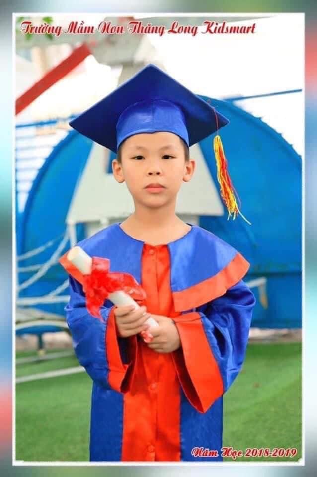 Hà Nội: Bé trai 8 tuổi mất tích bí ẩn khi ra trường chơi lúc chập tối