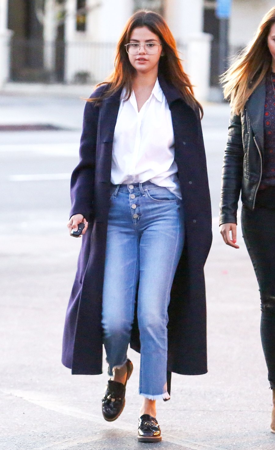Selena Gomez diện quần jeans theo 11 cách xịn đẹp nức nở và tôn dáng hết cỡ, chị em nên học theo ngay khỏi nghĩ - Ảnh 5. Selena Gomez diện quần jeans theo 11 cách xịn đẹp nức nở và tôn dáng hết cỡ, chị em nên học theo ngay khỏi nghĩ - Ảnh 5.