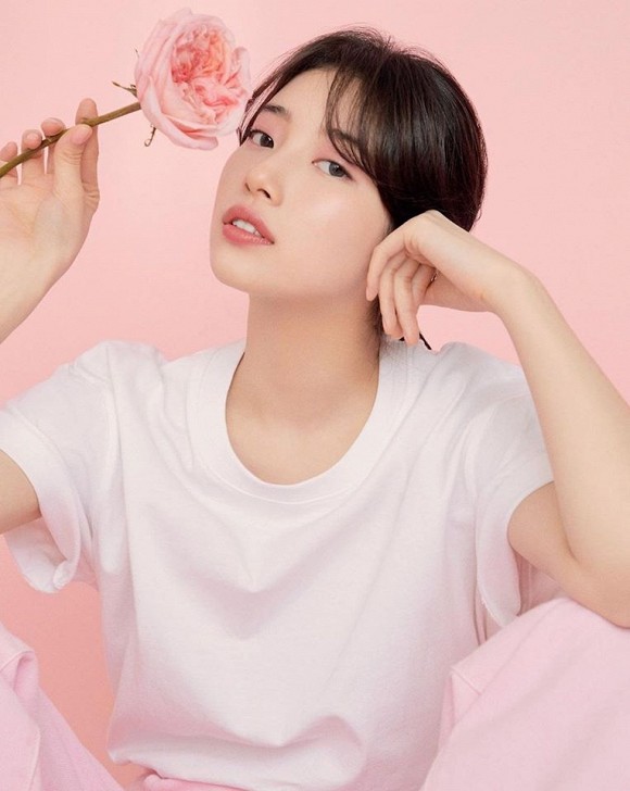 Cùng xuất hiện trên bìa tạp chí, &quot;phi công trẻ&quot; của Son Ye Jin và &quot;tình đầu quốc dân&quot; Suzy khiến netizen không thốt nên lời với hai gương mặt tuyệt tác - Ảnh 4.