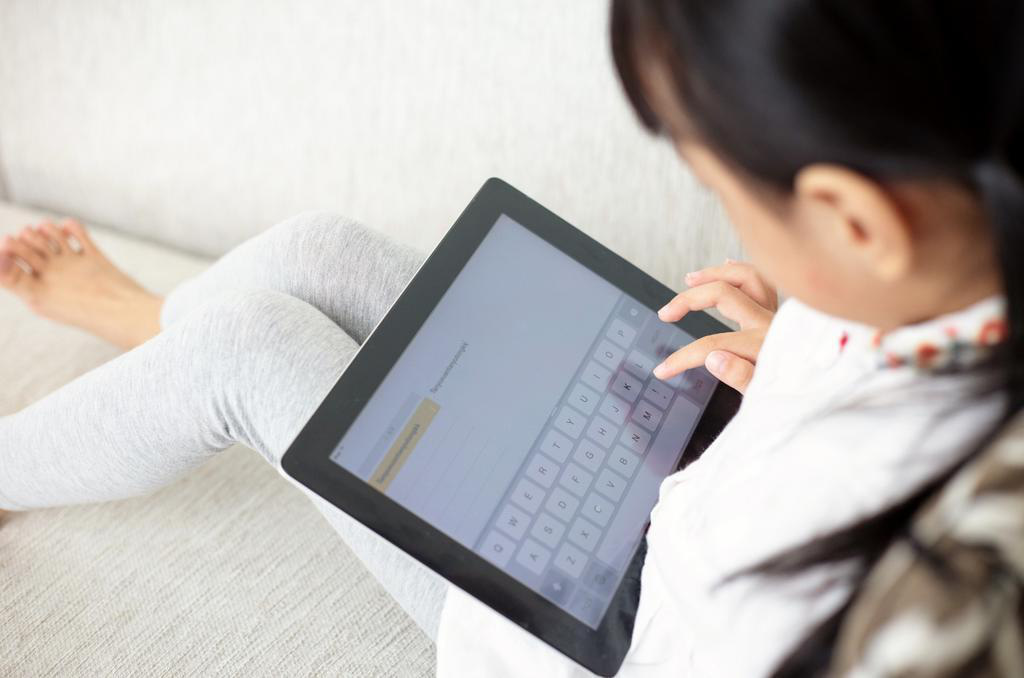 Kỳ nghỉ kéo dài, bố mẹ Việt cần làm gì để hạn chế con sa đà vào game, MXH - Ảnh 2. Kỳ nghỉ kéo dài, bố mẹ Việt cần làm gì để hạn chế con sa đà vào game, MXH - Ảnh 2.