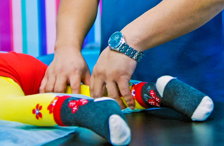 Cứ ngỡ con đi nhón chân là chuyện bình thường, ai ngờ đây lại là dấu hiệu cảnh báo sức khỏe của trẻ - Ảnh 4. Cứ ngỡ con đi nhón chân là chuyện bình thường, ai ngờ đây lại là dấu hiệu cảnh báo sức khỏe của trẻ - Ảnh 4.