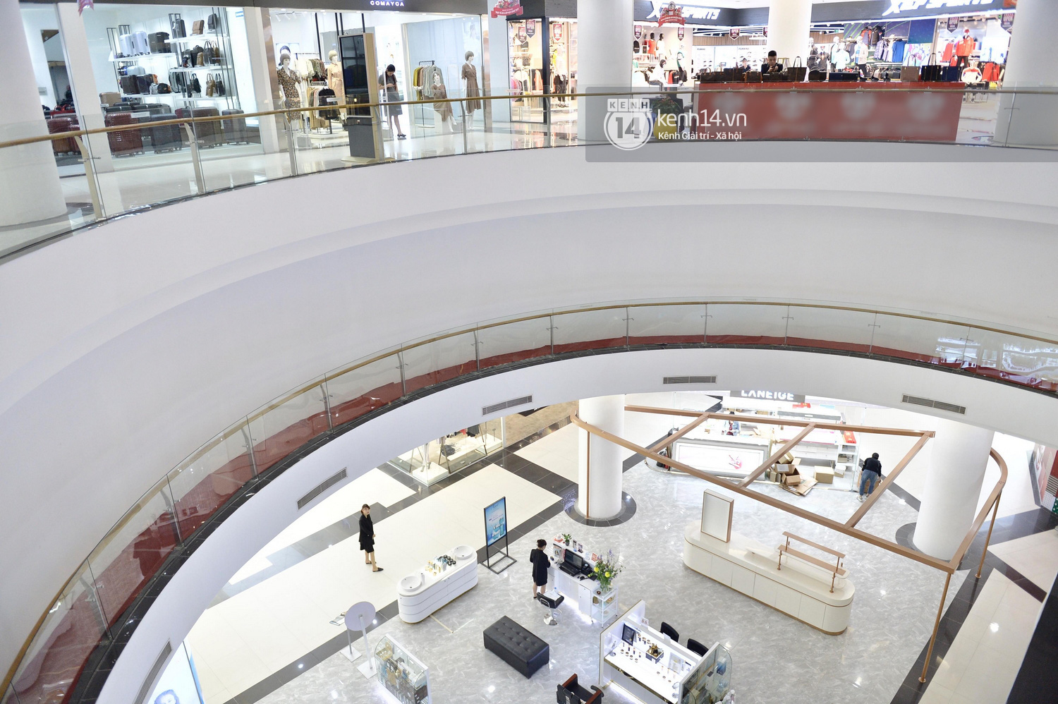 HOT: Cửa hàng UNIQLO đầu tiên tại Hà Nội chính thức khai trương vào 6/3, các tín đồ shopping chuẩn bị thóc đi là vừa - Ảnh 4. HOT: Cửa hàng UNIQLO đầu tiên tại Hà Nội chính thức khai trương vào 6/3, các tín đồ shopping chuẩn bị thóc đi là vừa - Ảnh 4.