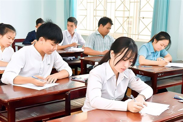 Phụ huynh và học sinh lưu ý: Các mốc thời gian kế hoạch năm học 2019-2020 sẽ thay đổi như sau - Ảnh 1.