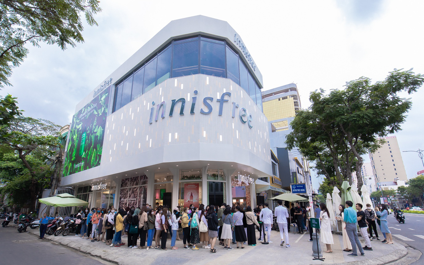 Sướng nhất các tín đồ làm đẹp Đà Nẵng: Vừa shopping nhận quà “khủng” từ innisfree, vừa nghe Phương Ly hát live cực đỉnh - Ảnh 1.