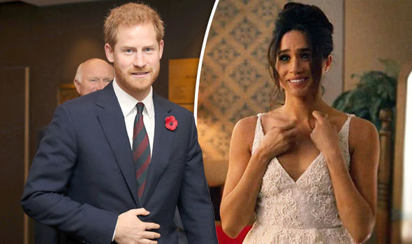 Đằng sau hành động "vô lễ" của Meghan Markle với Nữ hoàng Anh: Muốn thương mại hóa hoàng gia Anh nhưng "không đủ tư cách" - Ảnh 3. Đằng sau hành động "vô lễ" của Meghan Markle với Nữ hoàng Anh: Muốn thương mại hóa hoàng gia Anh nhưng "không đủ tư cách" - Ảnh 3.